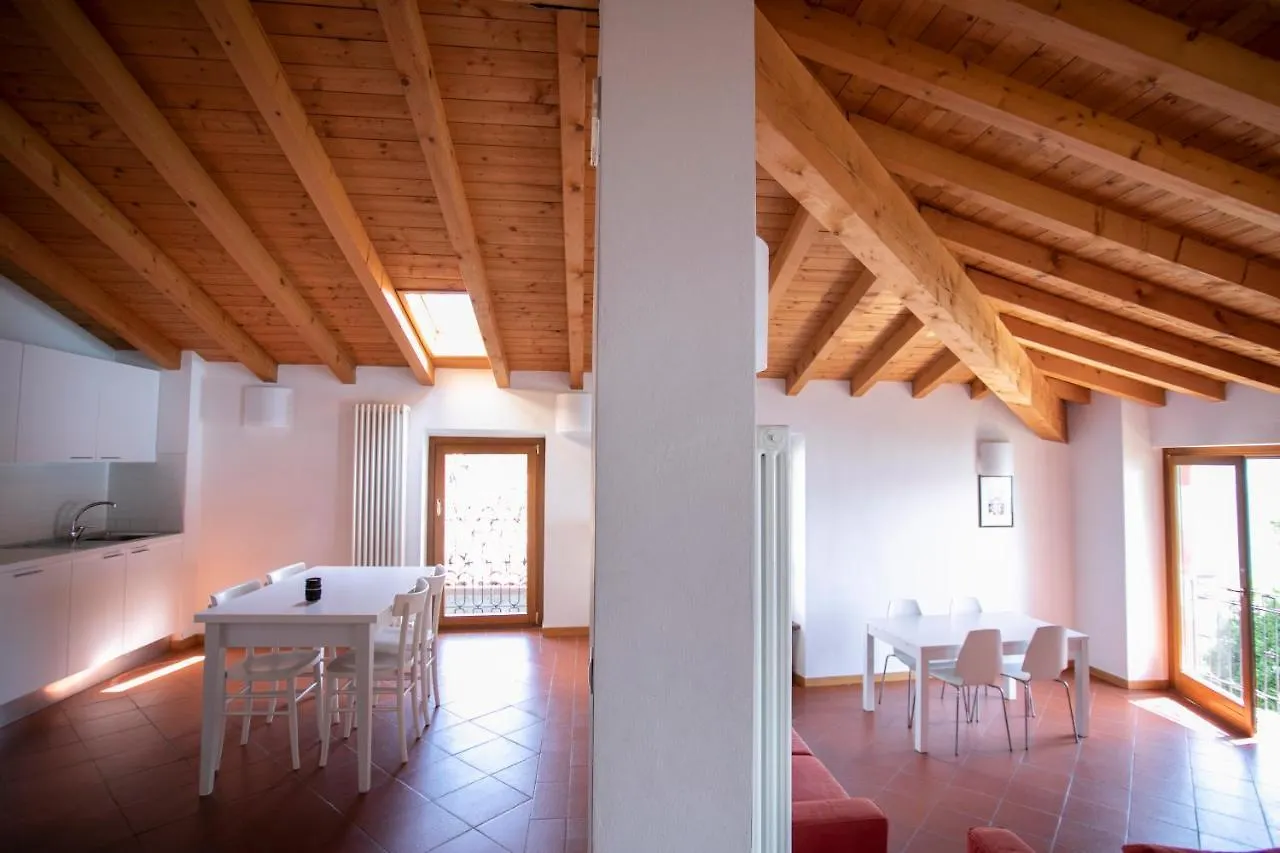 Iseolakerental - Casa Del Pescatore Riva di Solto Apartment