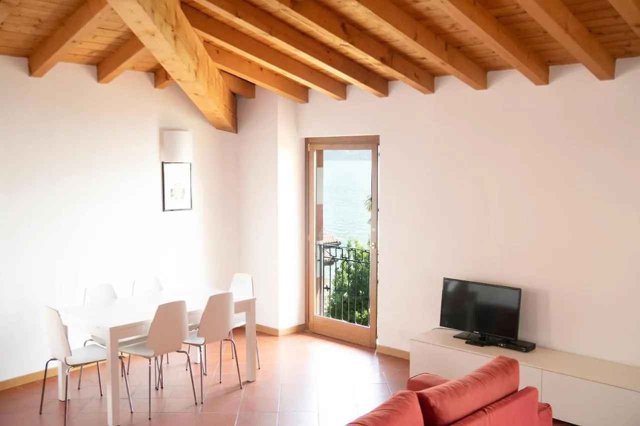 Apartment Iseolakerental - Casa Del Pescatore Riva di Solto Italien