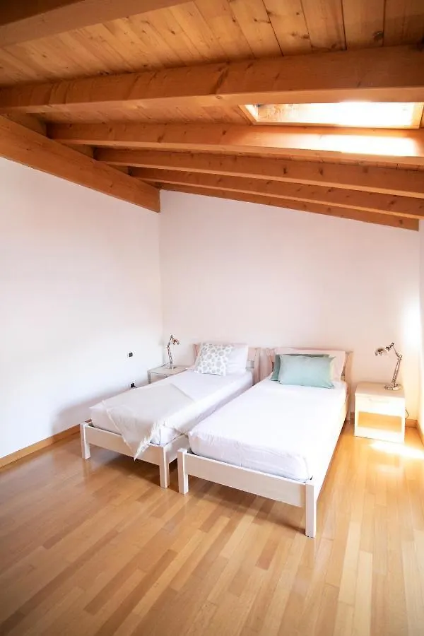 Iseolakerental - Casa Del Pescatore Riva di Solto