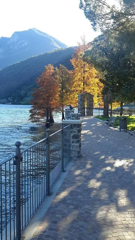Iseolakerental - Casa Del Pescatore Riva di Solto 0*,  Italien