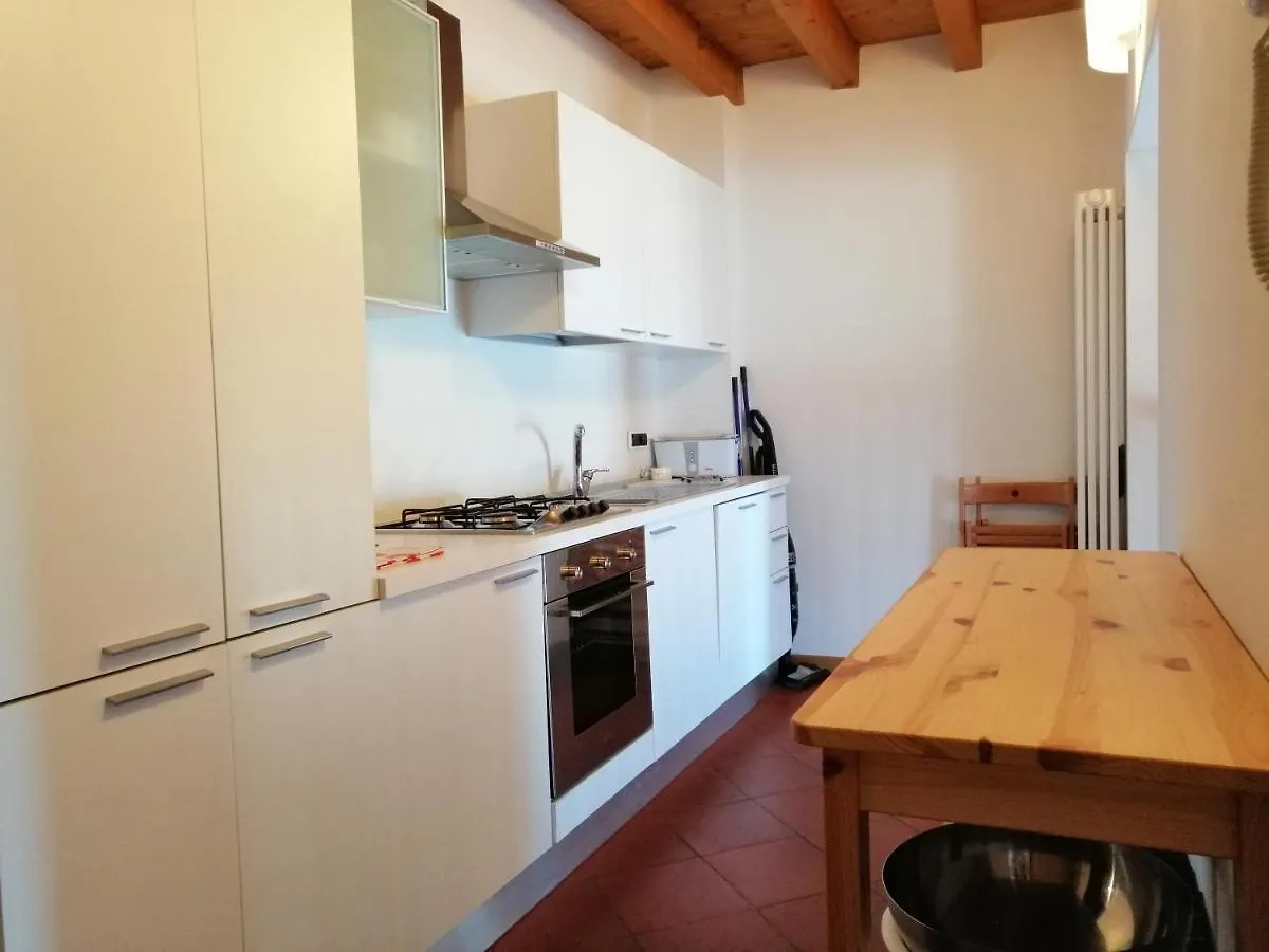 Apartment Iseolakerental - Casa Del Pescatore Riva di Solto Italien